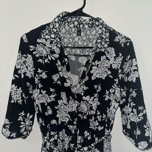 Lapis Black and White Floral Long Sleeve Dress
